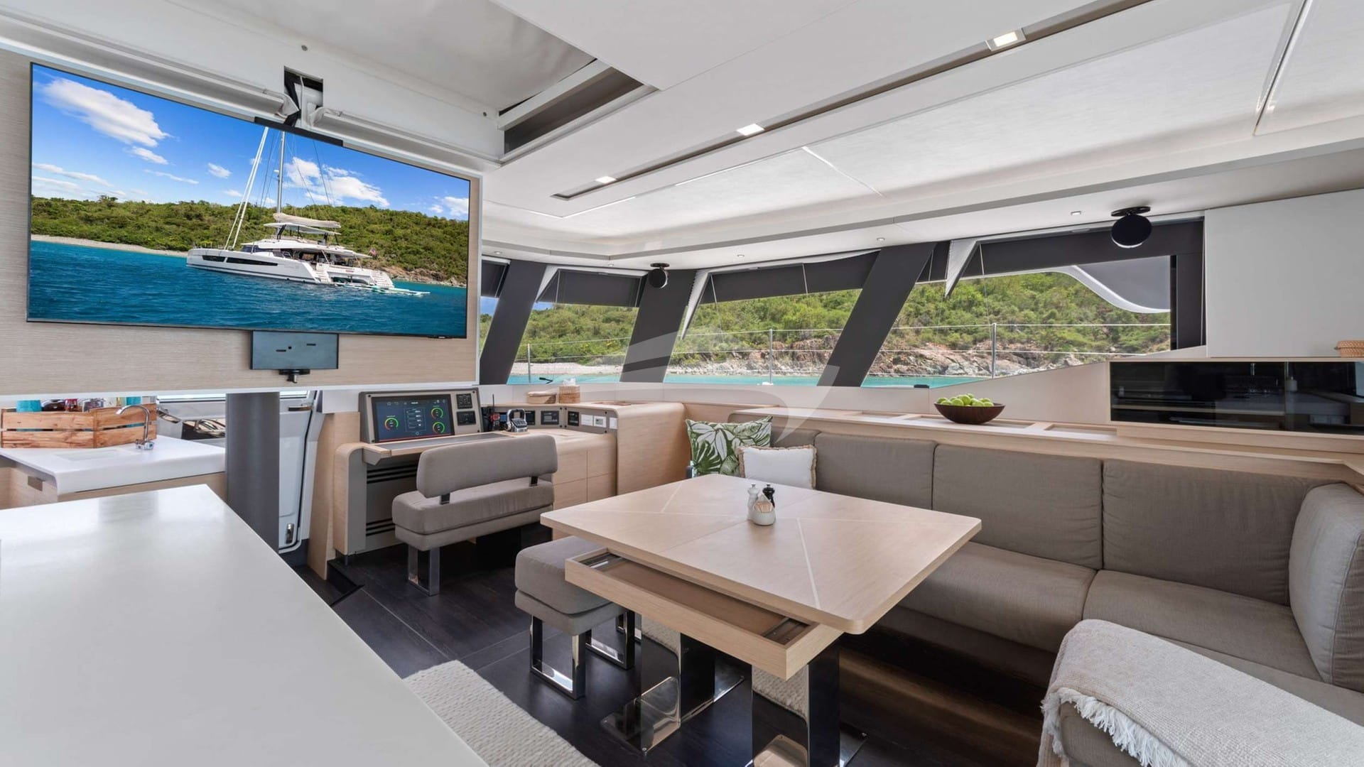 Nehalennia — luxury yacht charter Monaco · photo 10