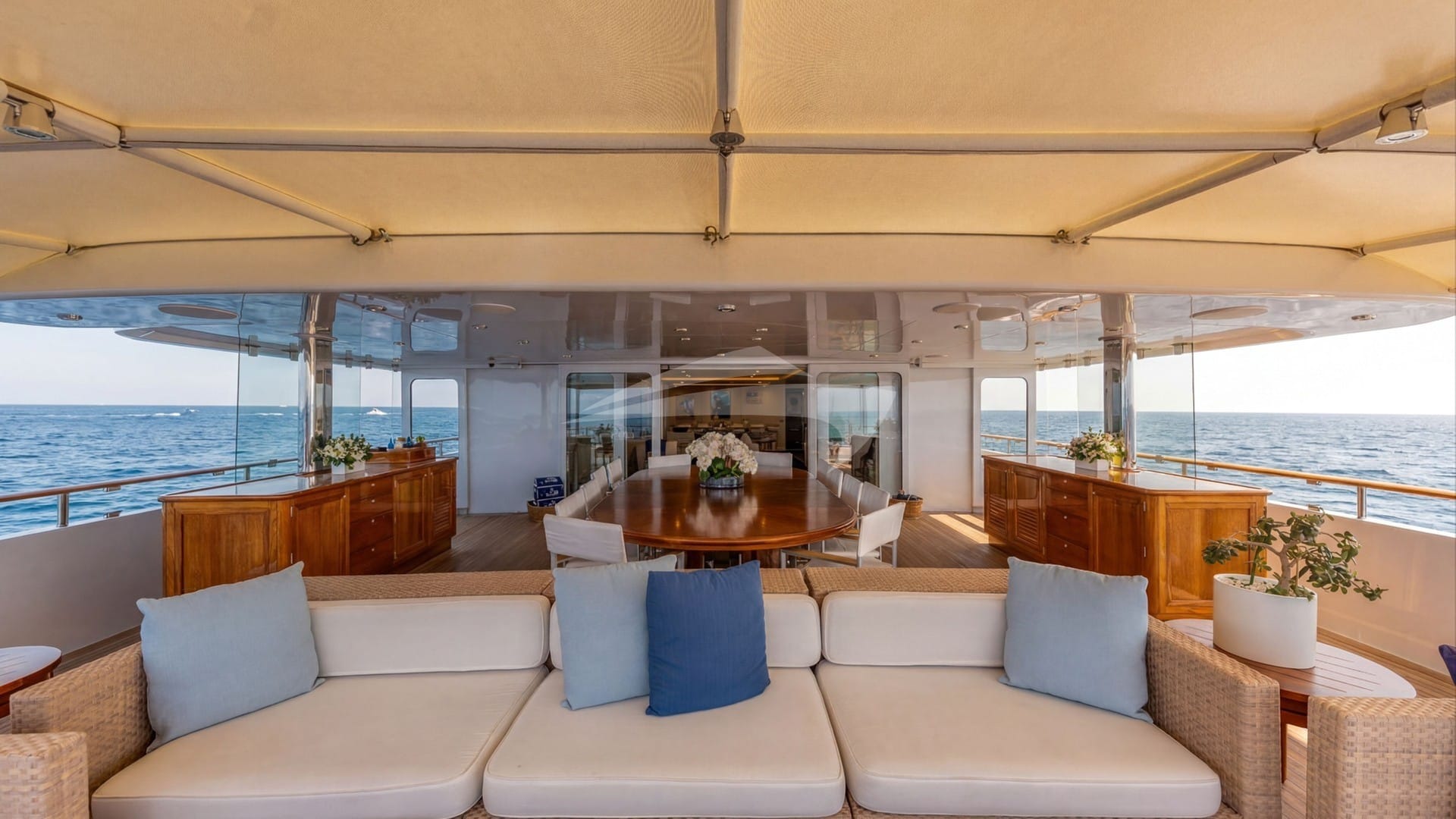 Jubilee — luxury yacht charter Monaco · photo 7