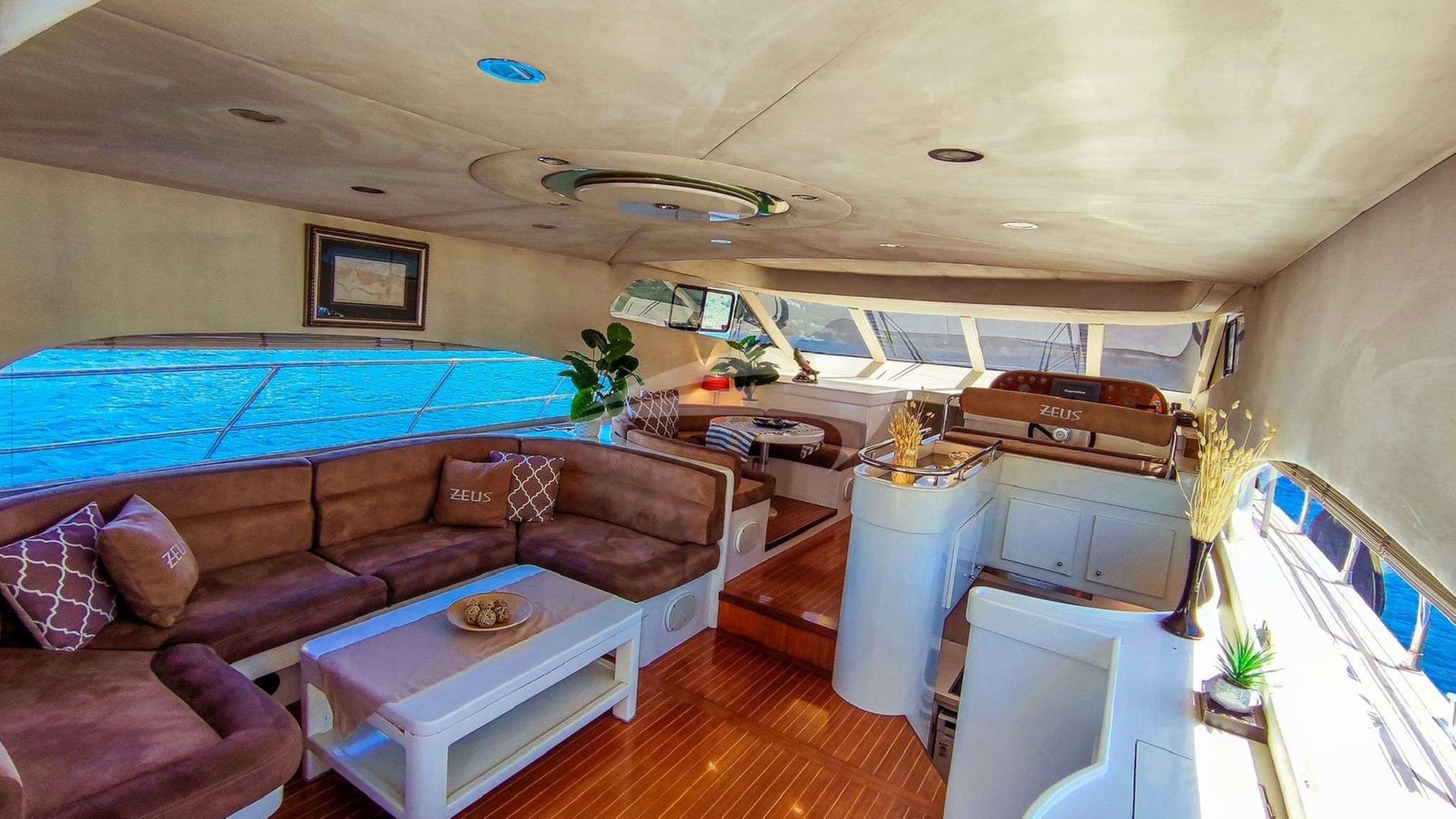 Zeus — luxury yacht charter Monaco · photo 15
