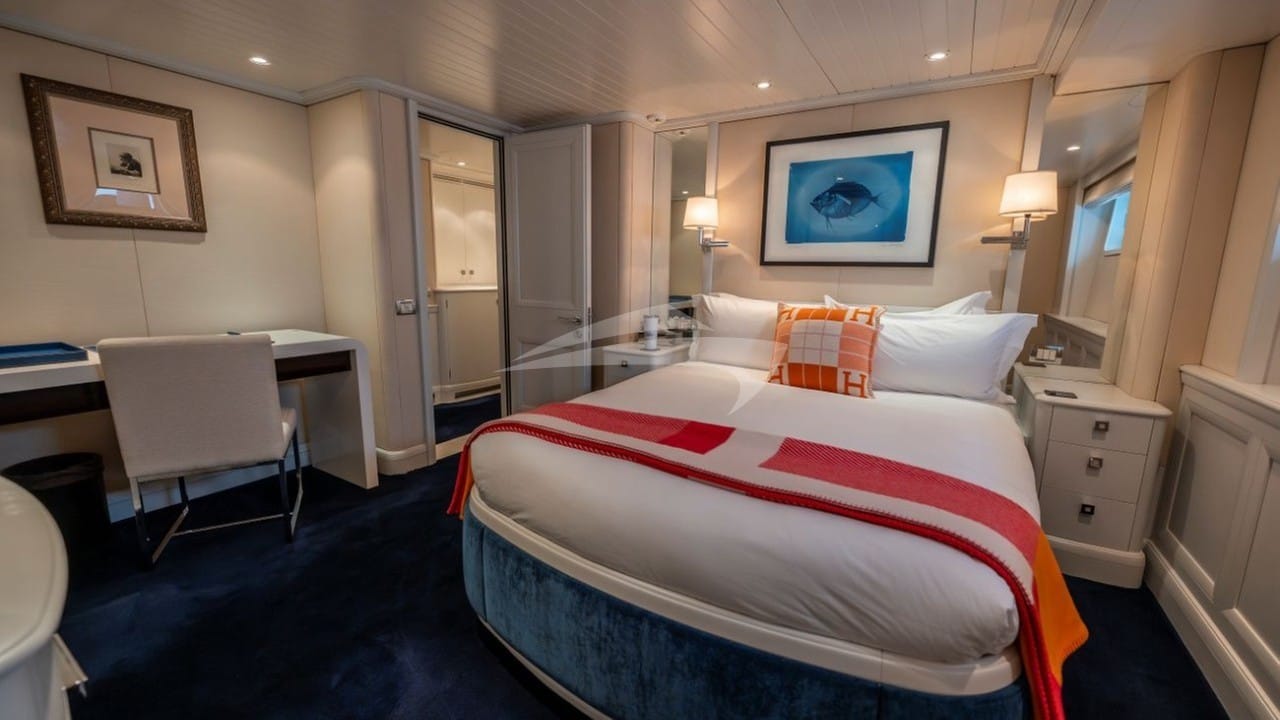 Jubilee — luxury yacht charter Monaco · photo 18
