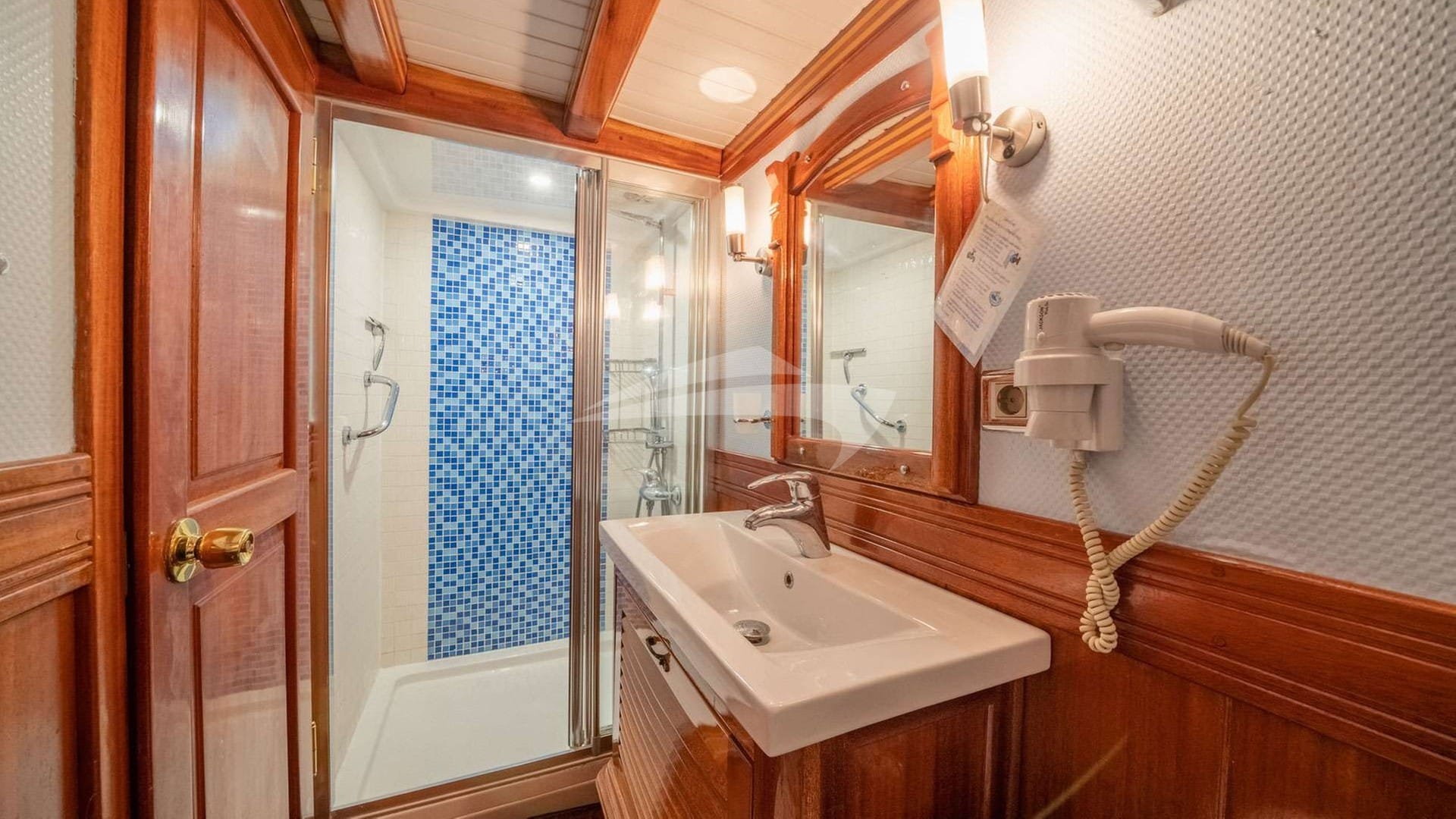 Admiral — luxury yacht charter Monaco · photo 8