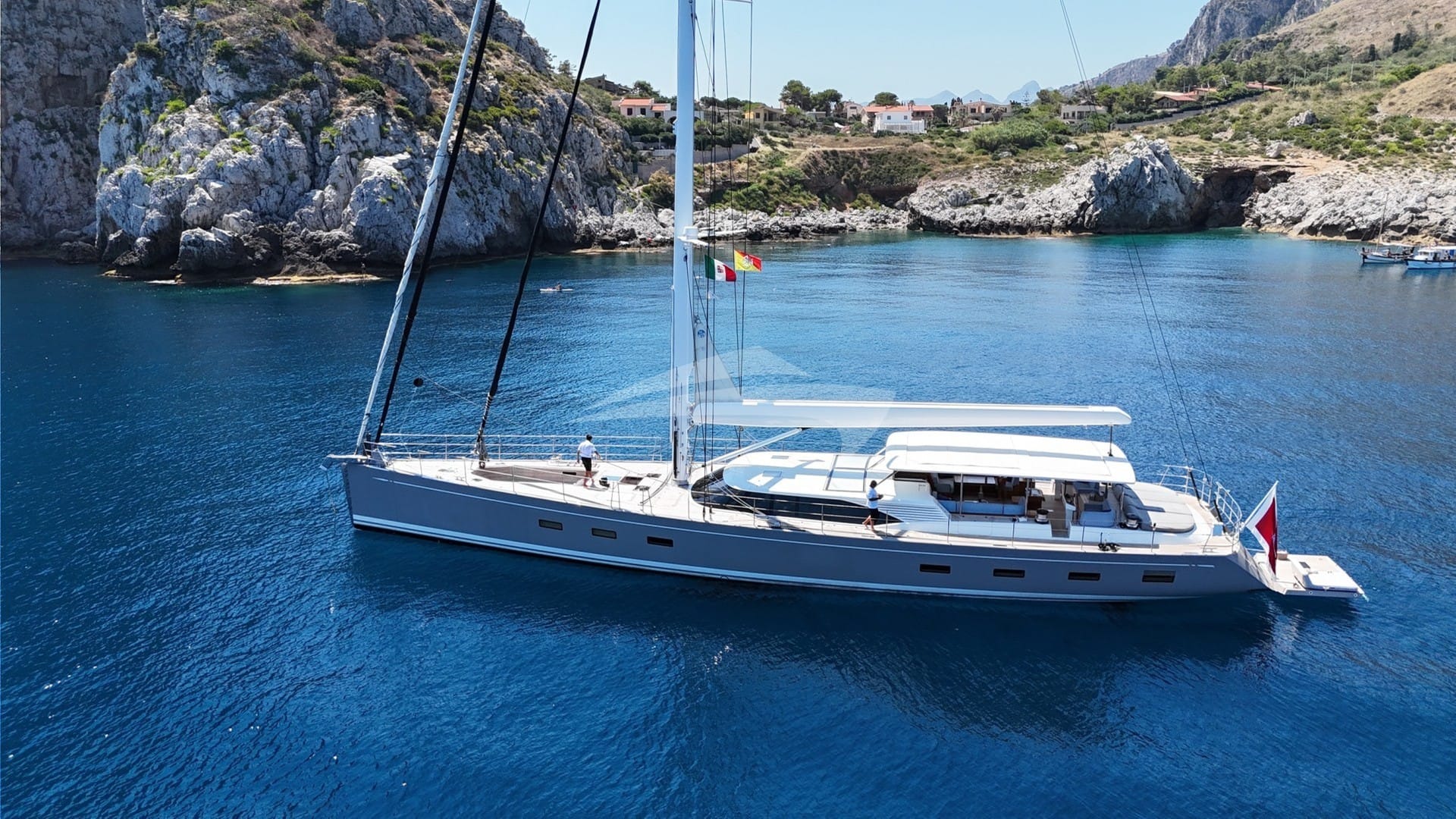 Il Mio Canto Libero — 31.9m Nautor's Swan luxury yacht charter Monaco