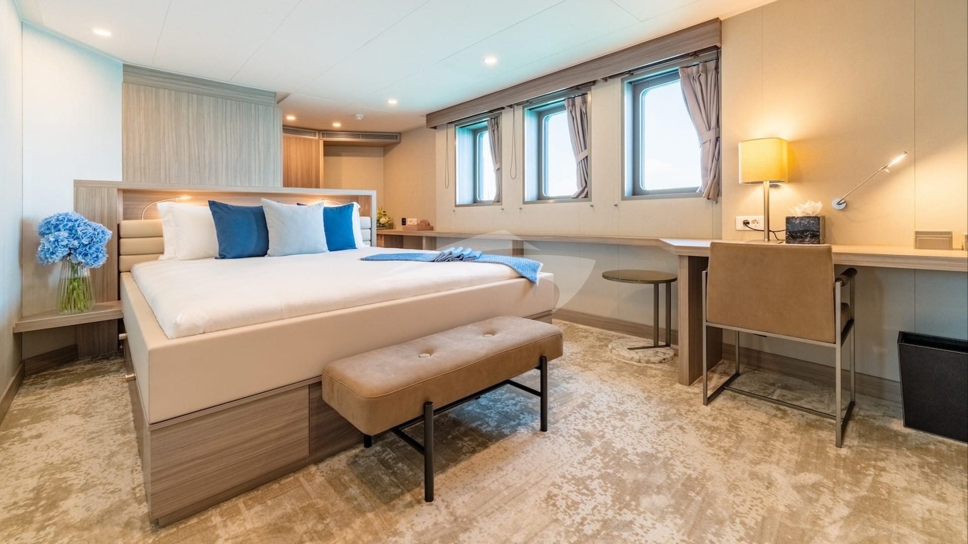 After You SX 60 — luxury yacht charter Monaco · photo 17