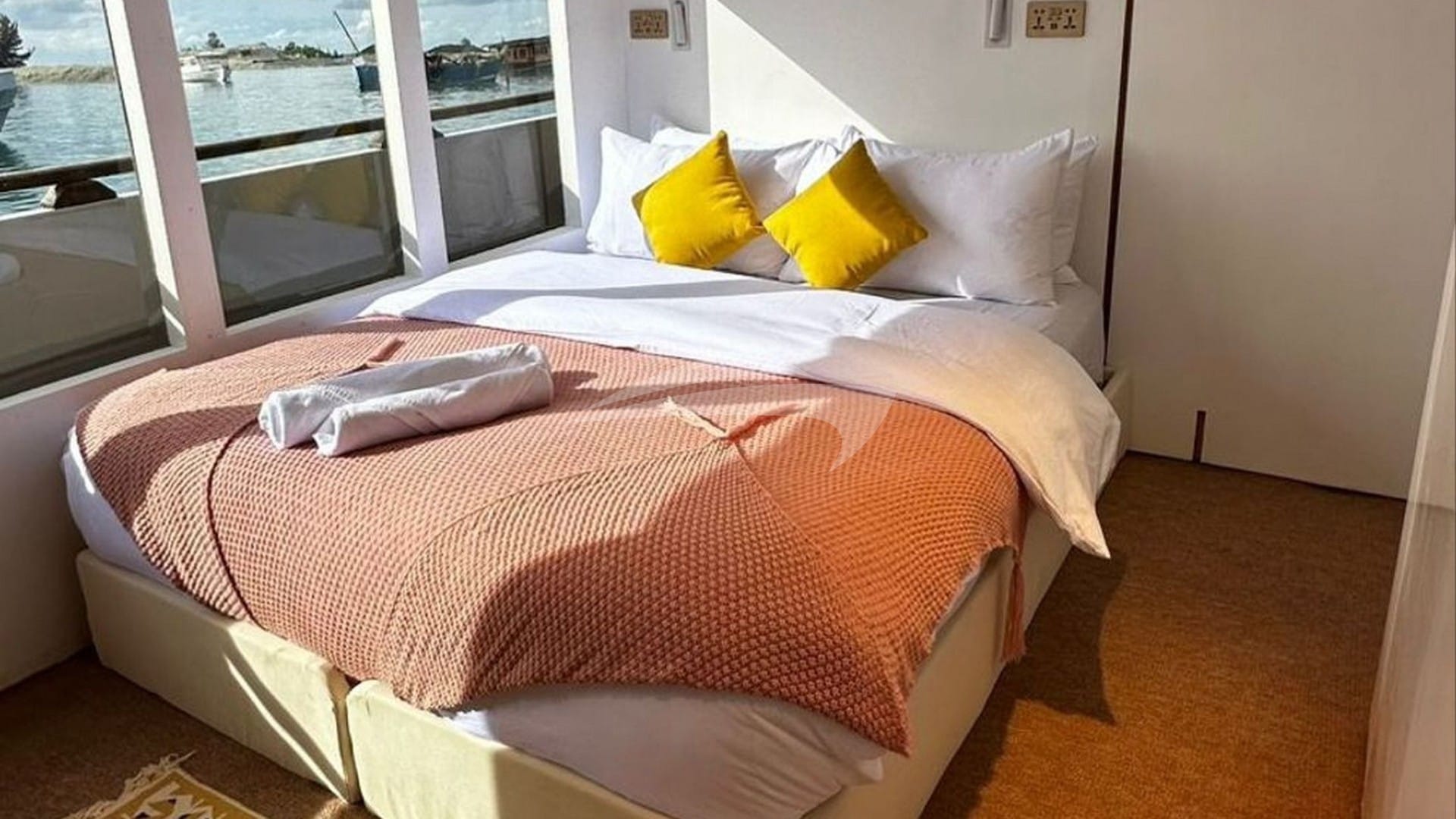 Atoll Villa — luxury yacht charter Monaco · photo 3