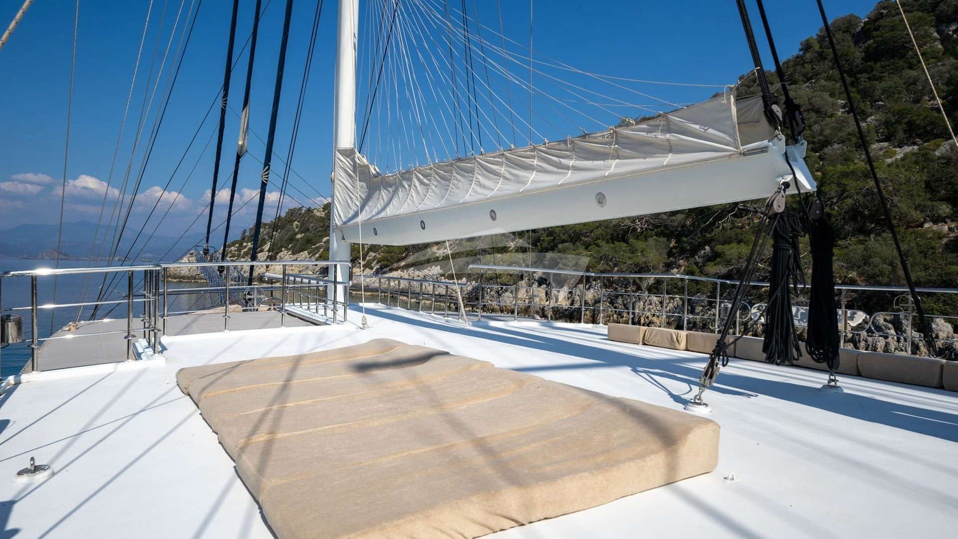 Admiral — luxury yacht charter Monaco · photo 10