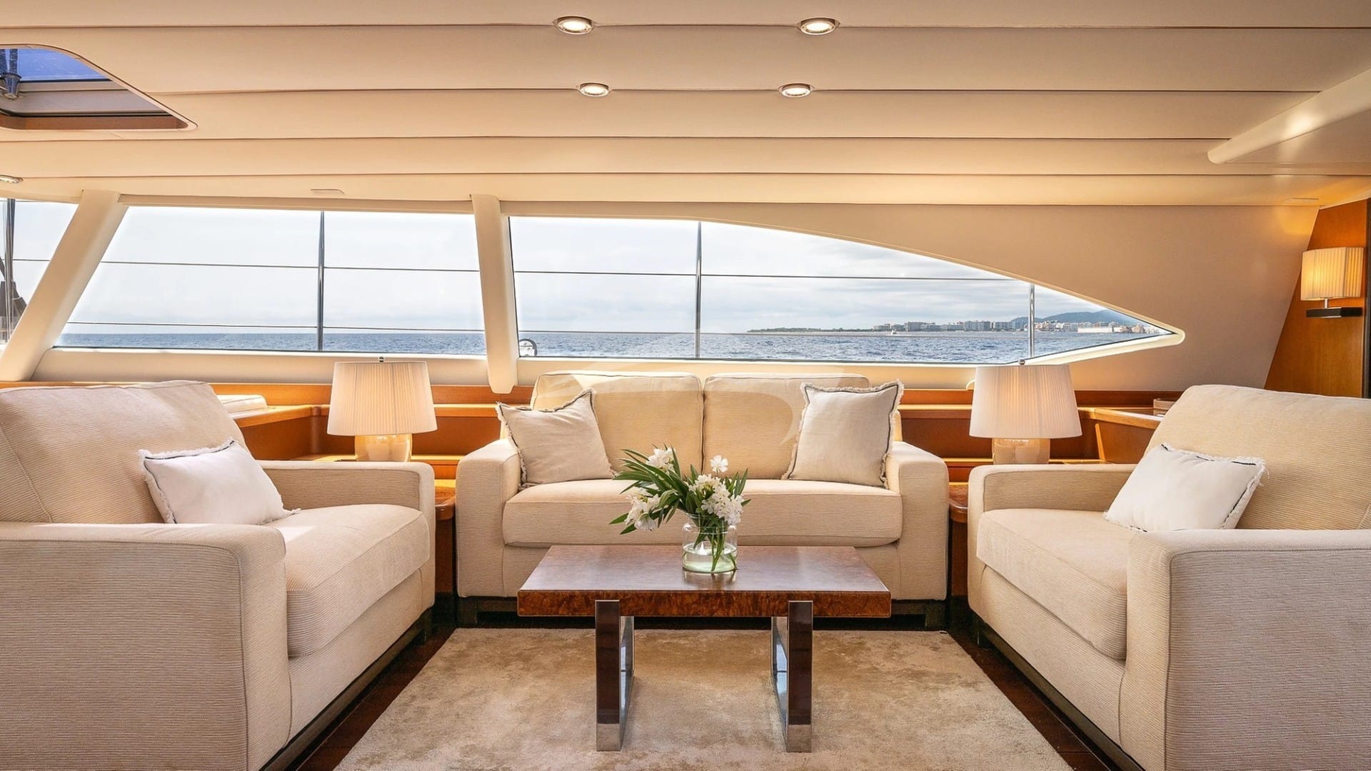 Il Mio Canto Libero — luxury yacht charter Monaco · photo 9