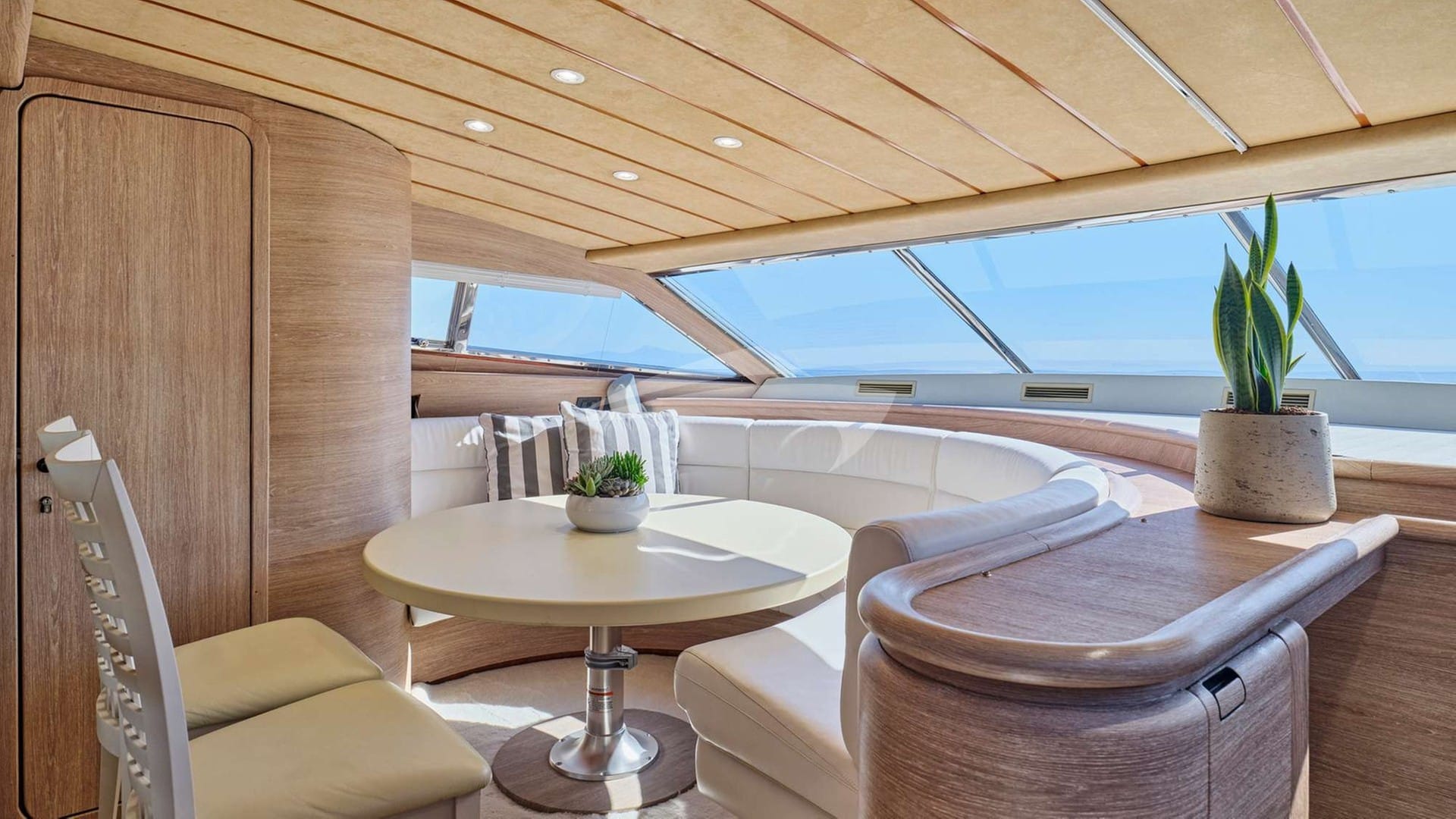 Apeiron Blue — luxury yacht charter Monaco · photo 5
