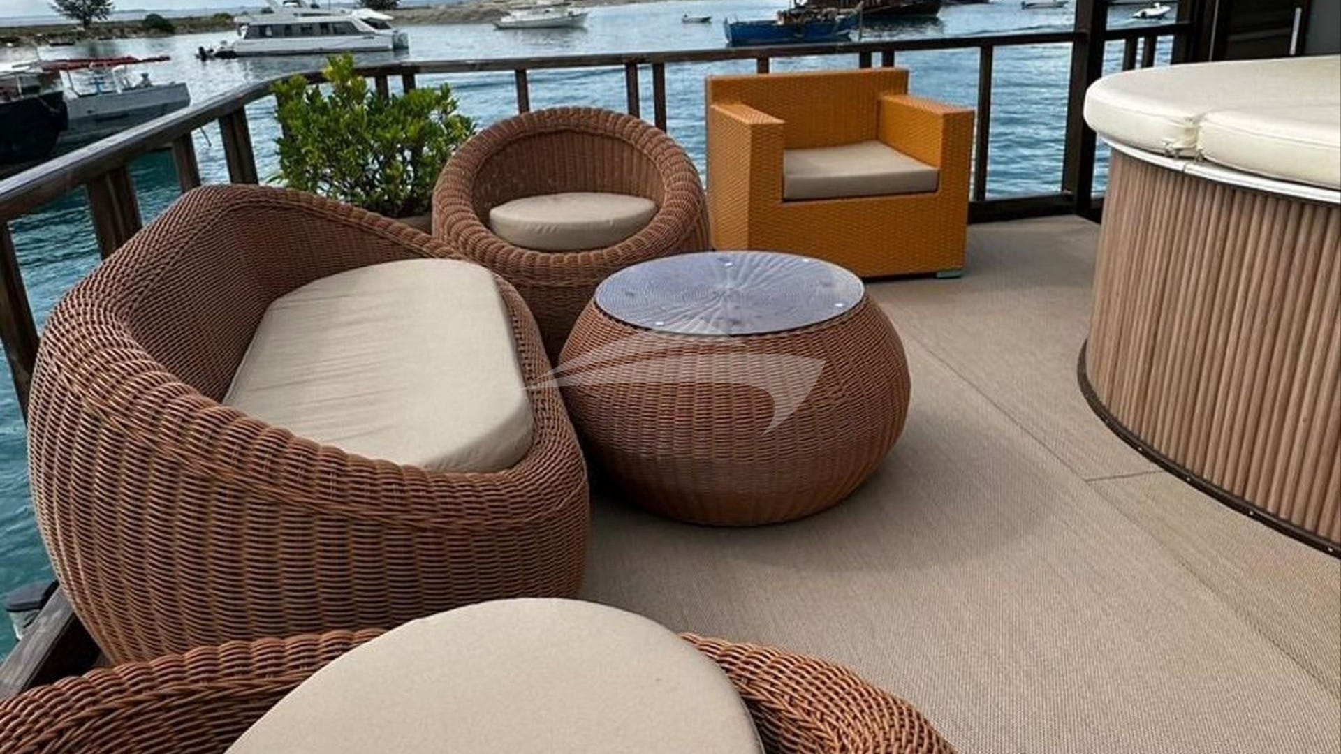 Atoll Villa — luxury yacht charter Monaco · photo 13