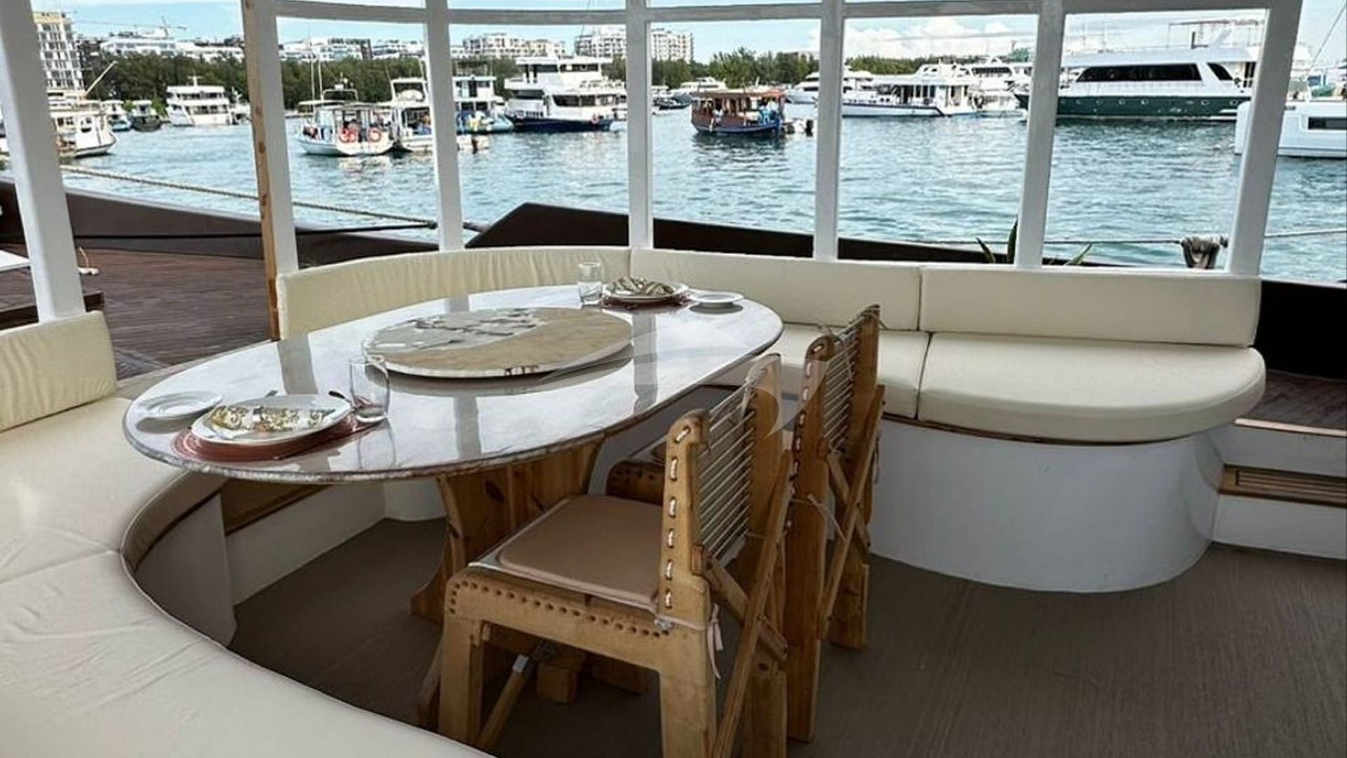 Atoll Villa — luxury yacht charter Monaco · photo 24