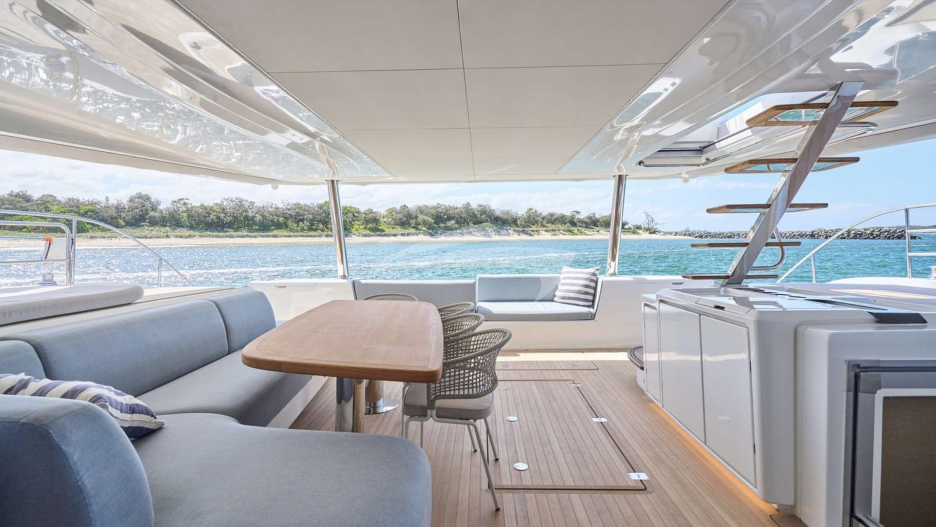 Amarea — luxury yacht charter Monaco · photo 14