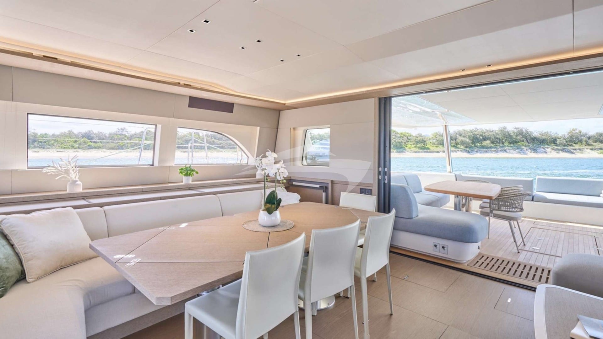 Amarea — luxury yacht charter Monaco · photo 10