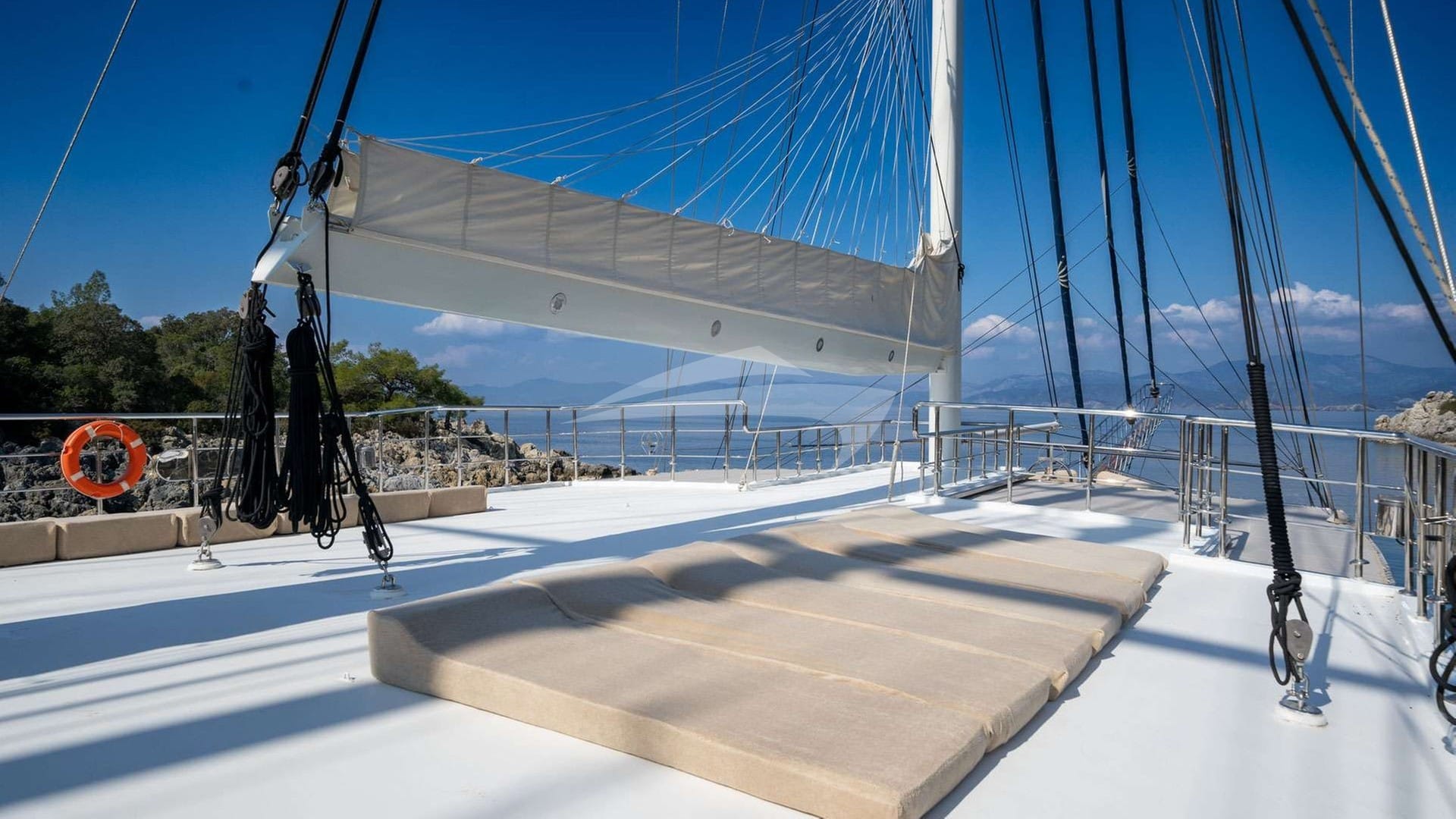 Admiral — luxury yacht charter Monaco · photo 11