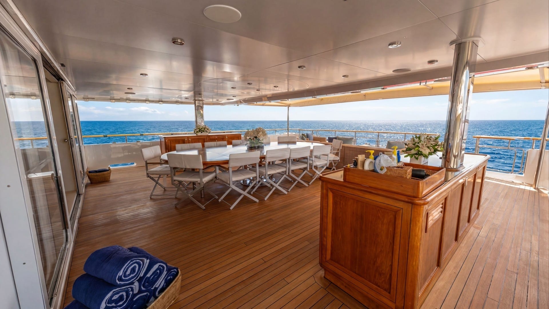 Jubilee — luxury yacht charter Monaco · photo 5