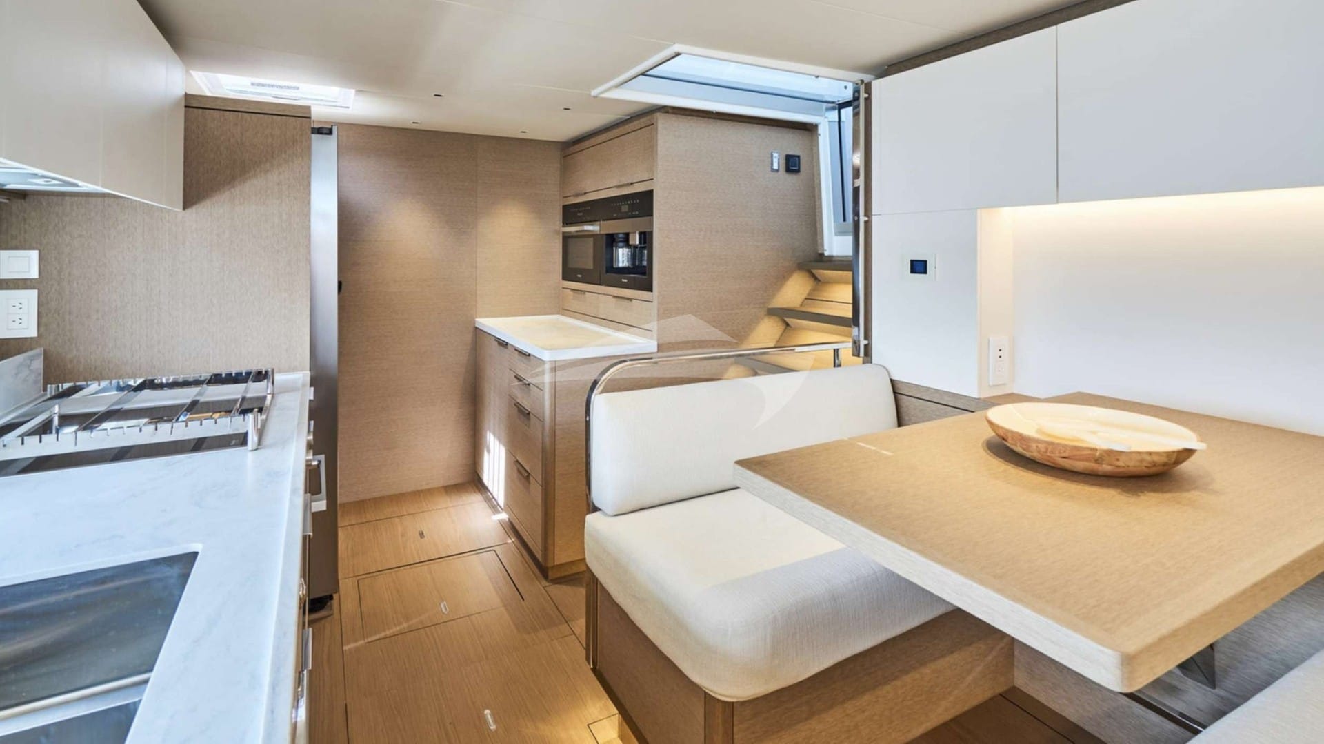Amarea — luxury yacht charter Monaco · photo 17