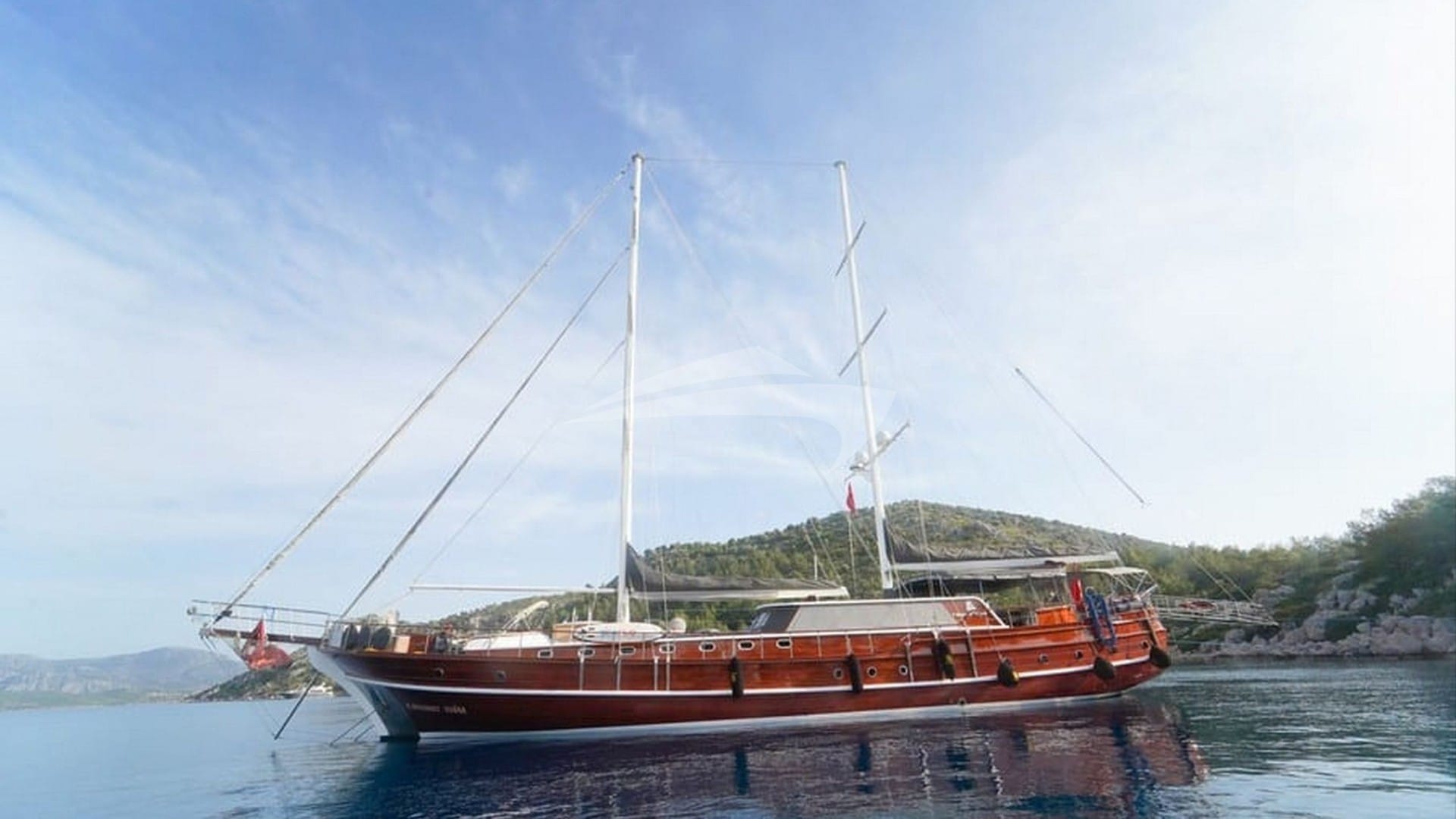 Apeiron Blue — luxury yacht charter Monaco · photo 16