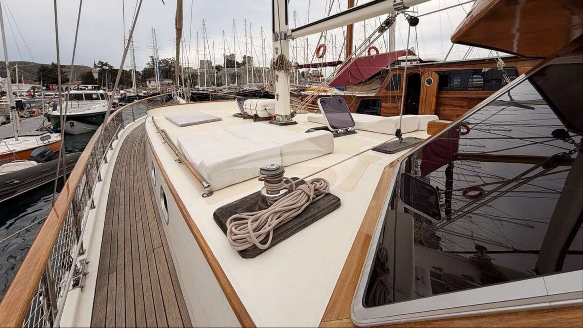 Zorbas — luxury yacht charter Monaco · photo 7