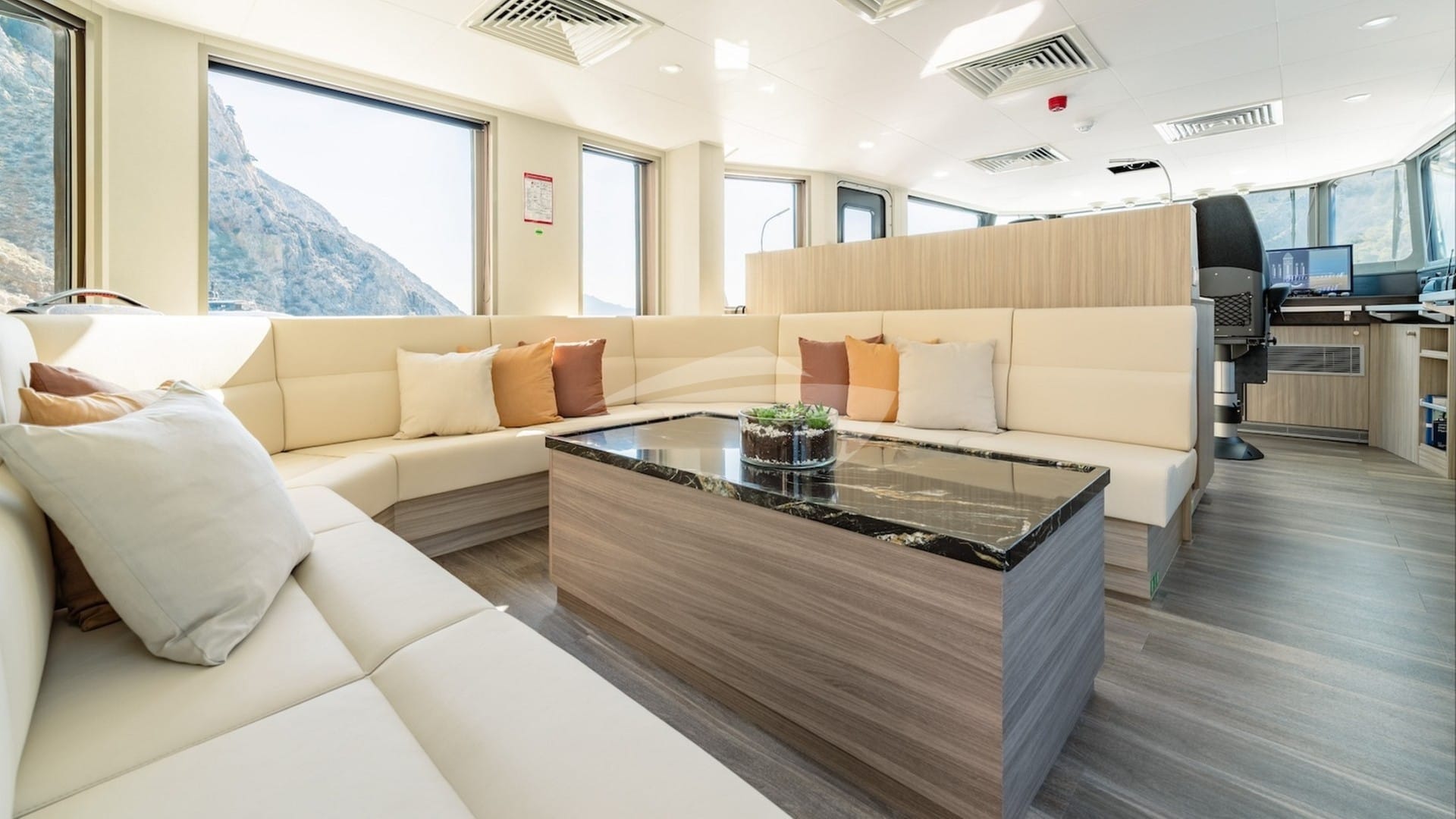 After You SX 60 — luxury yacht charter Monaco · photo 19