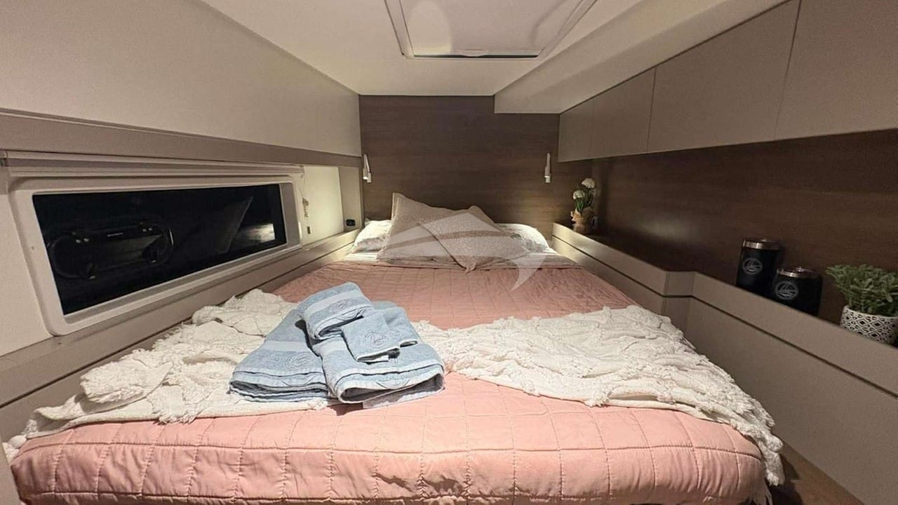 Jackalope — luxury yacht charter Monaco · photo 8