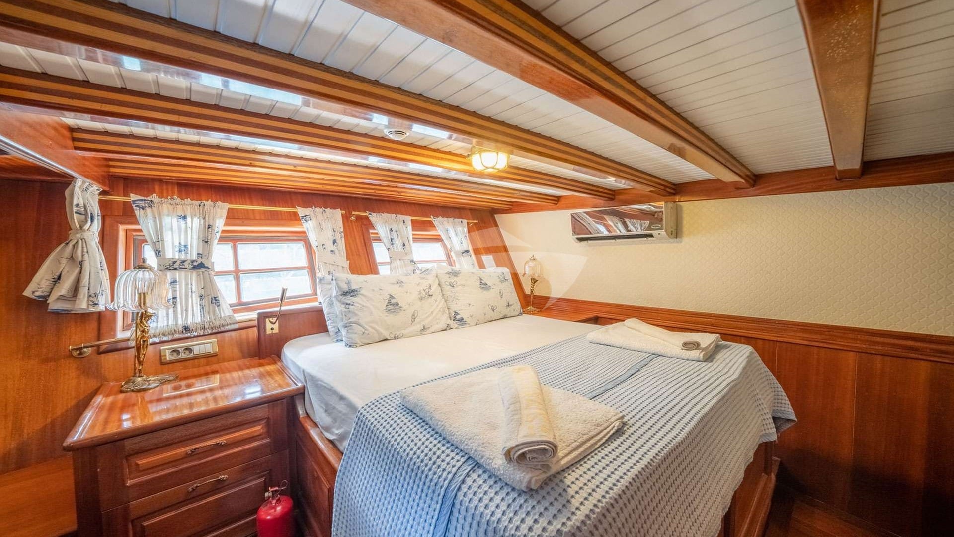 Admiral — luxury yacht charter Monaco · photo 7